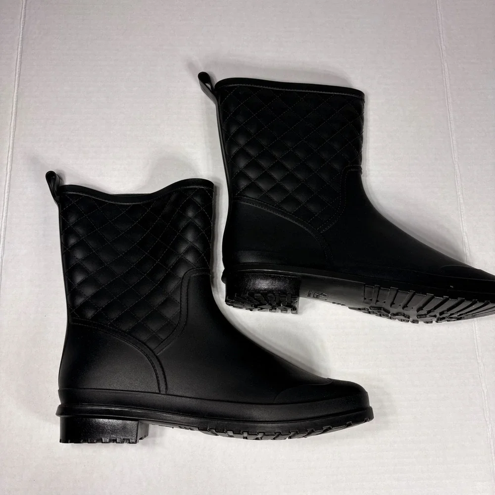 Black Quilted Rubber Rain Boots Mid Calf Waterproof Lug Sole Matte Size 41 913
